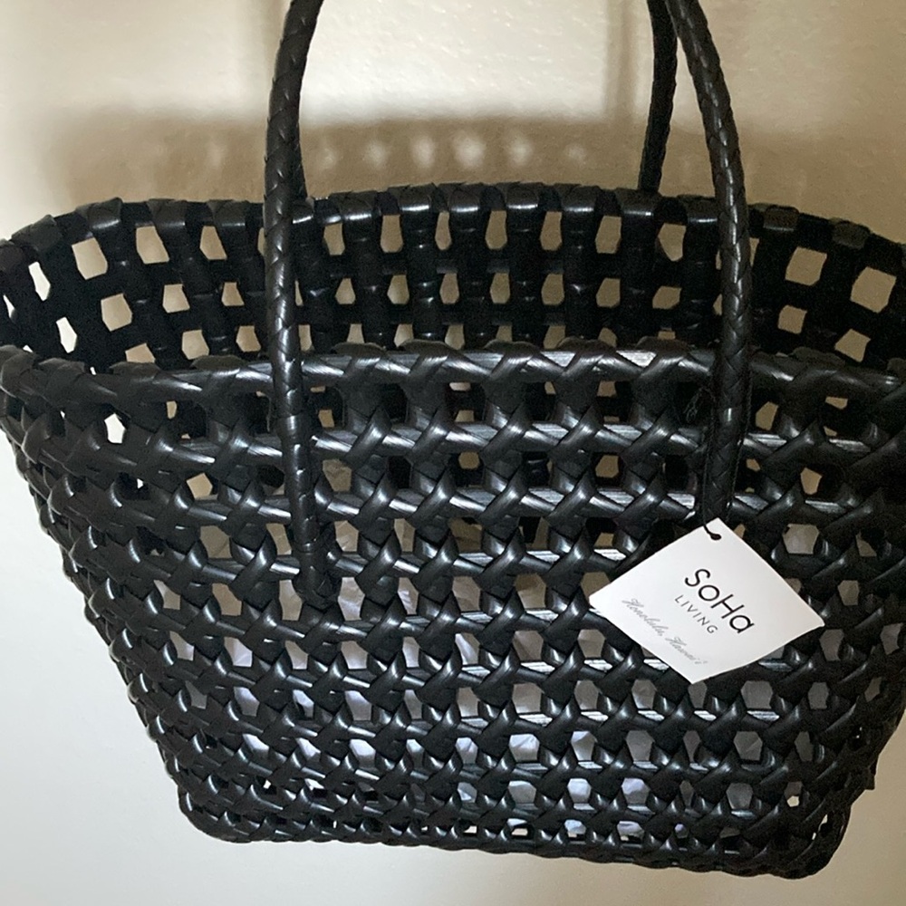 Black VEGAN Woven Tote Bag with Open Weave Design and Sturdy Handles - Picture 3 of 7